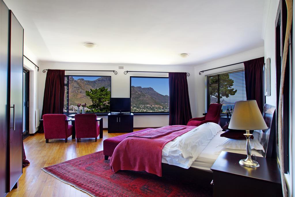 Dreamhouse Guest House Hout Bay Esterno foto