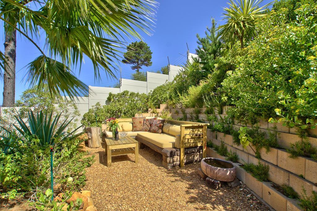 Dreamhouse Guest House Hout Bay Esterno foto
