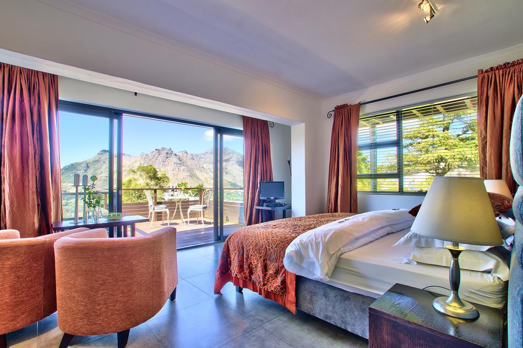 Dreamhouse Guest House Hout Bay Esterno foto