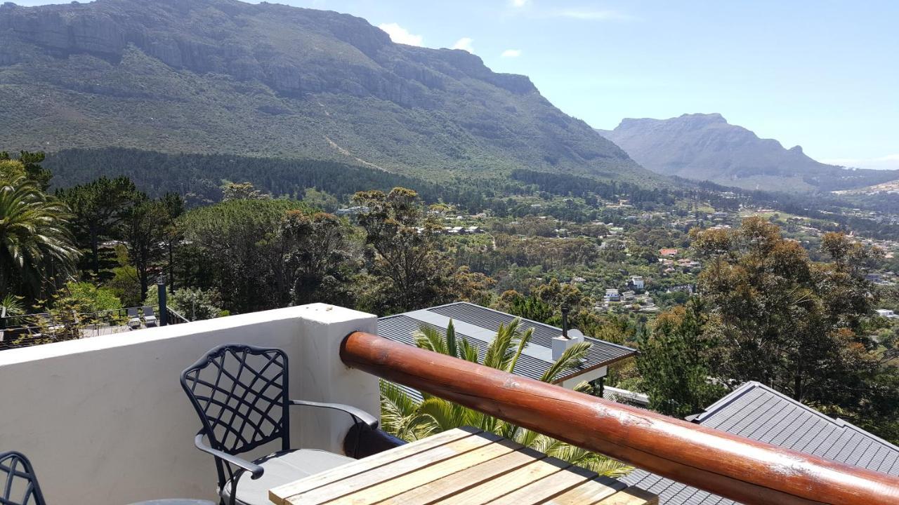 Dreamhouse Guest House Hout Bay Esterno foto
