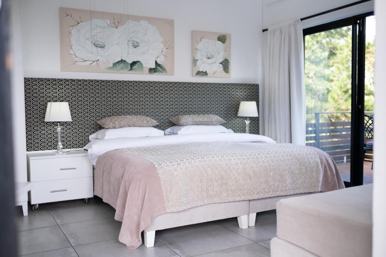 Dreamhouse Guest House Hout Bay Esterno foto